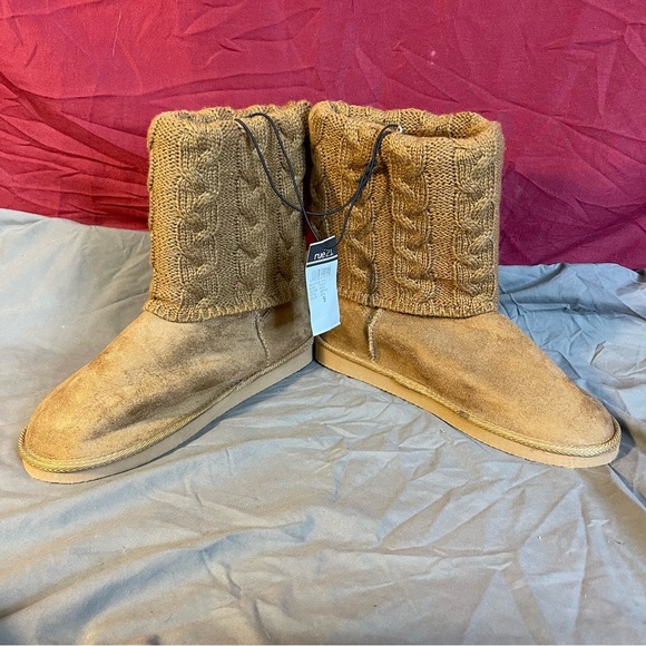 Rue21 Camel Cable Knit Faux Suede Bootie Size 9 - Picture 3 of 7